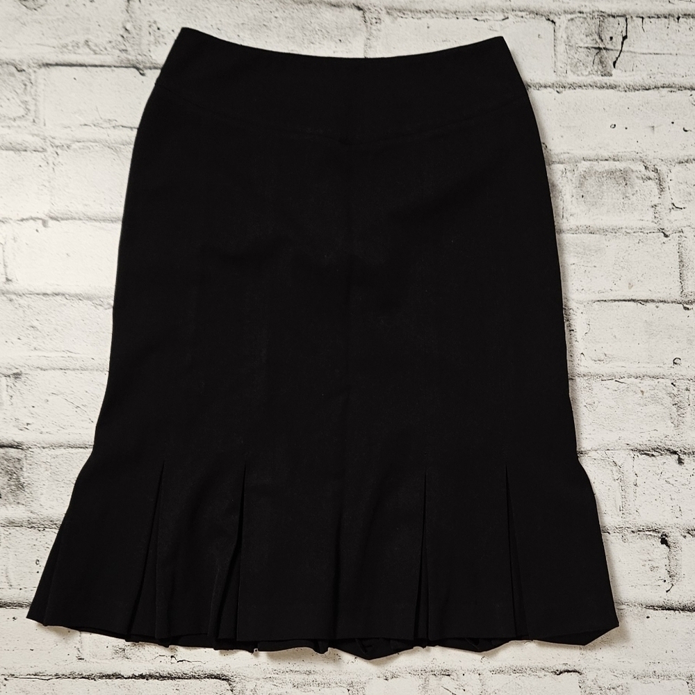 Nine West Black Pleated Flare Hem Pencil Skirt Size 4 Career Office